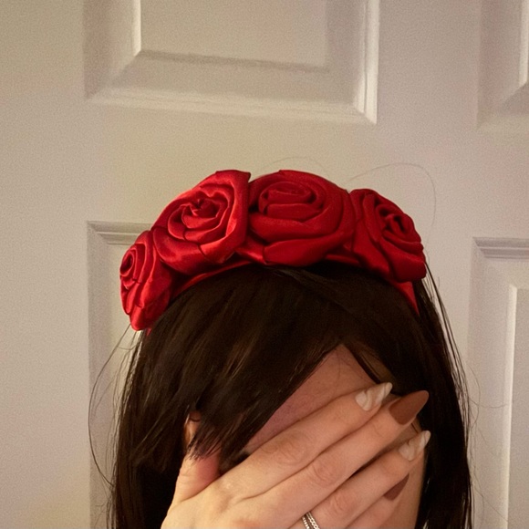 Red Roses Headband - Picture 4 of 4